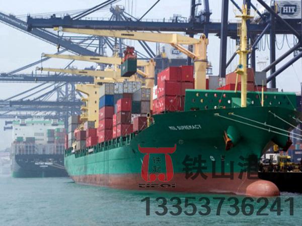 河北黃驊船用起重機廠家 船體傾斜作業安全保障穩定吊裝